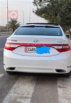 هيونداي أزيرا